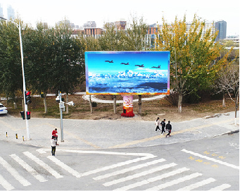 罗田户外大屏广告投放要点。